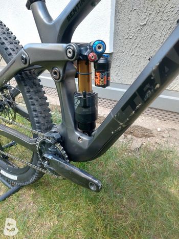 Used Transition V2 Carbon 2022 Mountainbike, Light Gray, 29 — image 5 of 10