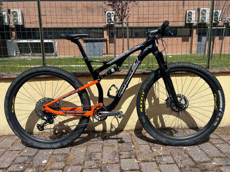 Used One1 One1 Custom Shimano XTR 2019 Mountainbike, Black — image 1 of 6