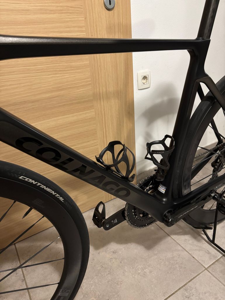 Used Colnago V4Rs Shimano Dura Ace Di2 2025 2025 Road & Gravel — image 8 of 30