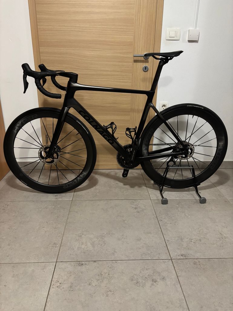 Used Colnago V4Rs Shimano Dura Ace Di2 2025 2025 Road & Gravel — image 1 of 30