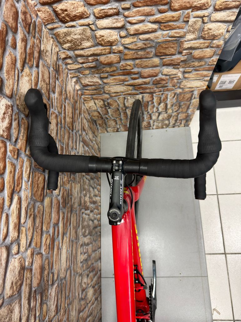 Used Specialized S-works Tarmac SL6 2021 2021 Road & Gravel — image 7 of 9