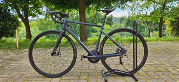 Used TRIBAN RC520 Disc Road Bike - 105 2021 2021 Road & Gravel — image 2 of 7