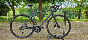 Used TRIBAN RC520 Disc Road Bike - 105 2021 2021 Road & Gravel