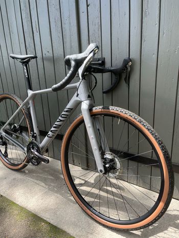Used Canyon Grizl Shimano GRX 2023 Road & Gravel — image 2 of 13