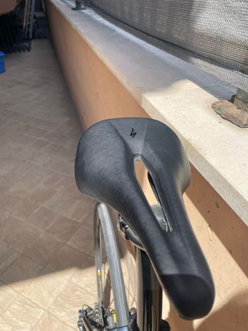 Used Specialized Tarmac Shimano Ultegra Di2 2018 Road & Gravel, Black — image 11 of 11