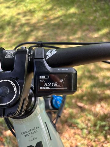 Commencal META POWER 29 ESSENTIAL 2021 2021 Mountainbike usato, Verde — immagine 8 di 16