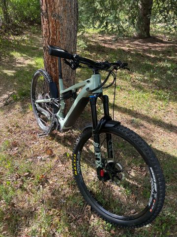 Commencal META POWER 29 ESSENTIAL 2021 2021 Mountainbike usato, Verde — immagine 6 di 16