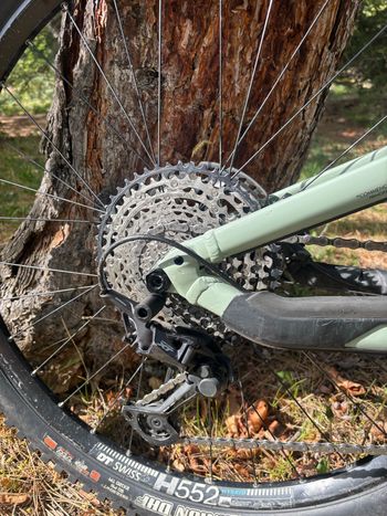 Used Commencal META POWER 29 ESSENTIAL 2021 2021 Mountainbike, Grün, 29 — image 3 of 16