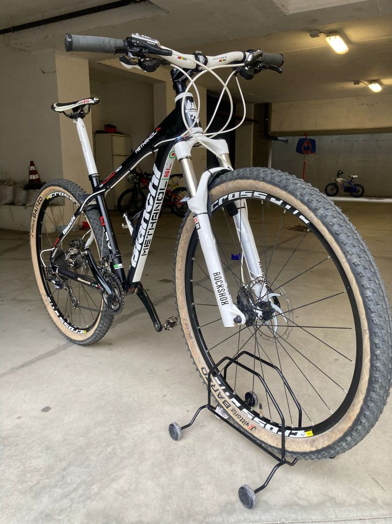 Used Bianchi Methanol Shimano Deore XT 2018 Mountainbike, White — image 6 of 14