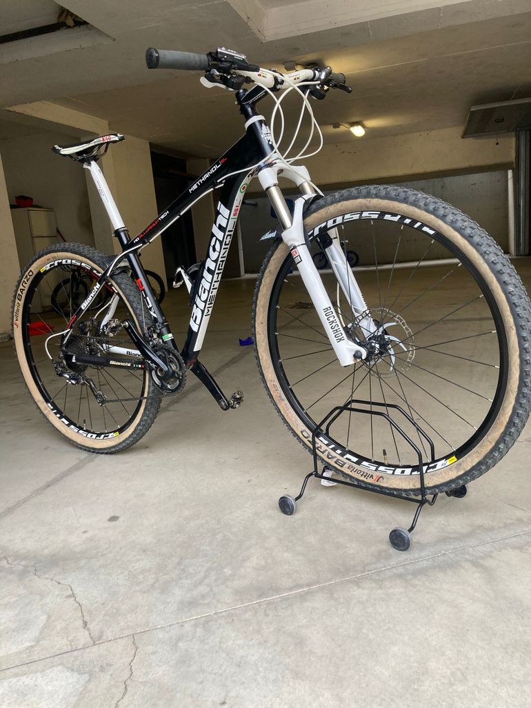 Used Bianchi Methanol Shimano Deore XT 2018 Mountainbike, White — image 7 of 14