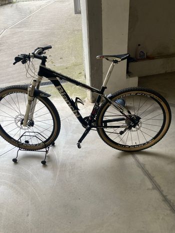 Used Bianchi Methanol Shimano Deore XT 2018 Mountainbike, White — image 10 of 14