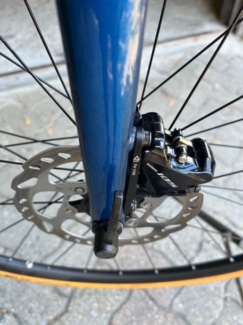Used Scott Addict 10 disc 2021 2021 Road & Gravel — image 4 of 8