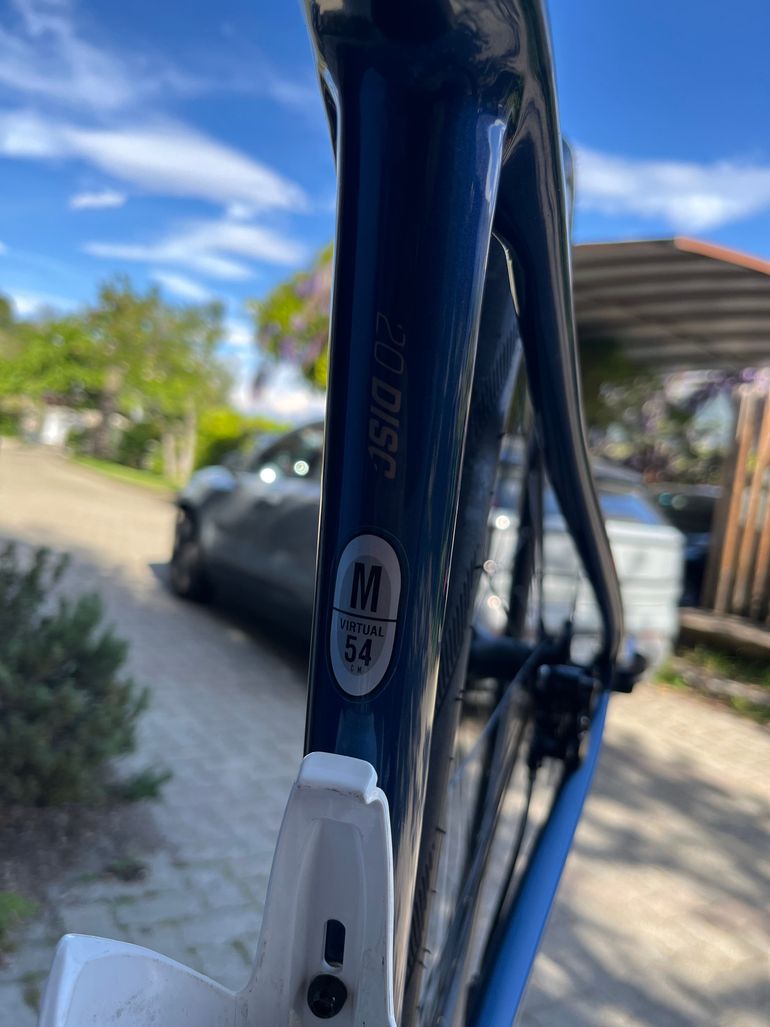 Used Scott Addict 10 disc 2021 2021 Road & Gravel — image 3 of 8