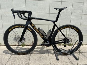 Used Trek Madone SLR 7 Gen 8 2026 2026 Road & Gravel — image 3 of 7