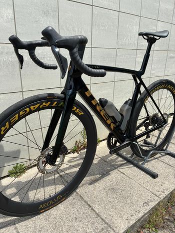 Used Trek Madone SLR 7 Gen 8 2026 2026 Road & Gravel — image 2 of 7