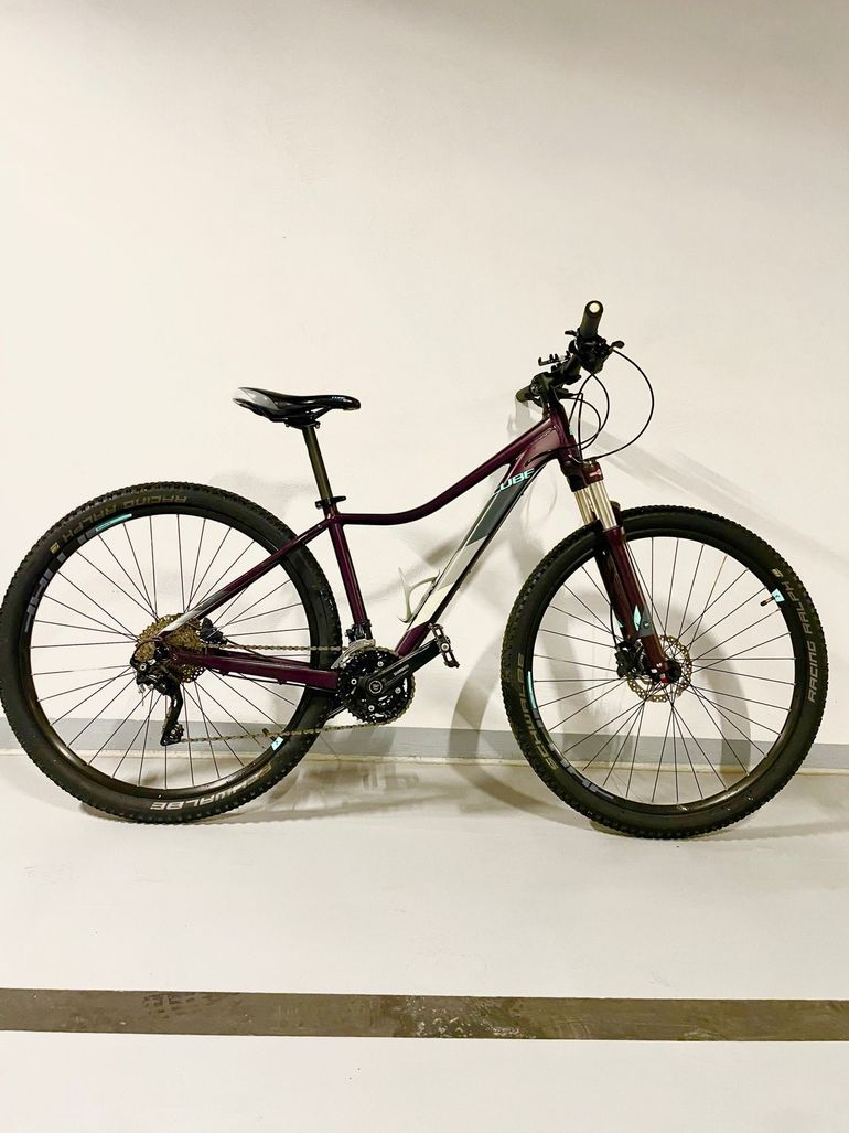Used CUBE ACCESS WS Race 2018 2018 Mountainbike, Violett, 27.5 — image 1 of 8