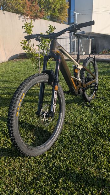 Used Orbea WILD M20 2025 2025 Mountainbike, Orange — image 11 of 20