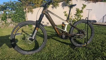 Used Orbea WILD M20 2025 2025 Mountainbike, Orange — image 3 of 20