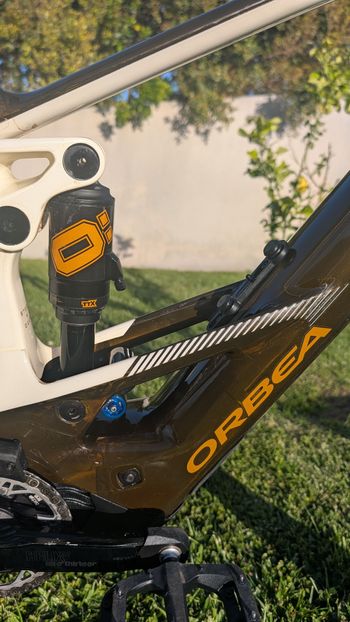 Used Orbea WILD M20 2025 2025 Mountainbike, Orange — image 15 of 20