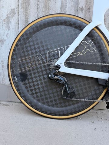 Used Giant Trinity Shimano Ultegra Di2 2022 Road & Gravel, White — image 4 of 6