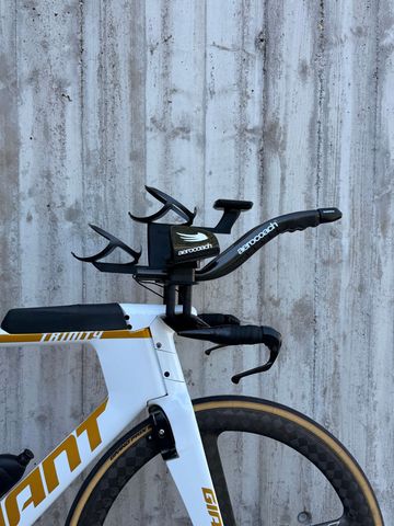Used Giant Trinity Shimano Ultegra Di2 2022 Road & Gravel, White — image 2 of 6
