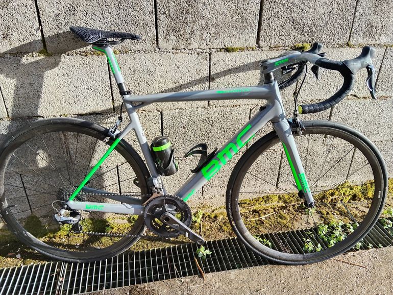 Used BMC BMC Custom Shimano Dura Ace Di2 2017 Road & Gravel — image 1 of 3