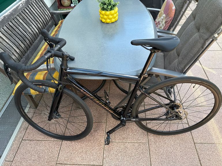 Used Specialized Allez Sport - Shimano Tiagra 2025 2025 Road & Gravel, Black — image 2 of 14