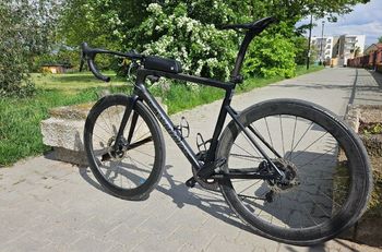 Used Specialized S-Works Tarmac SL6 Disc - Dura Ace Di2 2019 2019 Road & Gravel — image 3 of 3