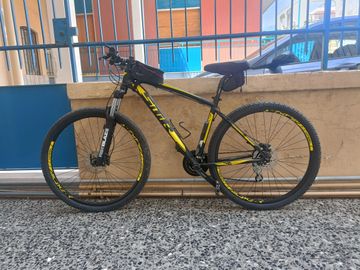 Used Faema Stratos 2022 Mountainbike, Black — image 1 of 10