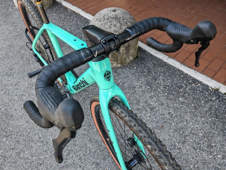 Used Bianchi Arcadex COMP GRX 610/822 disc 2025 2025 Road & Gravel, Green — image 3 of 9
