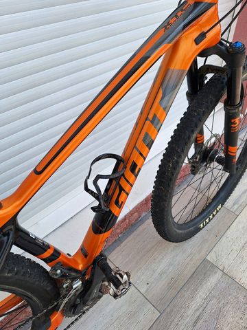 Used Giant Xtc Shimano Deore XT 2019 Mountainbike, Orange — image 14 of 16