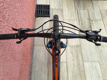 Used Giant Xtc Shimano Deore XT 2019 Mountainbike, Orange — image 9 of 16
