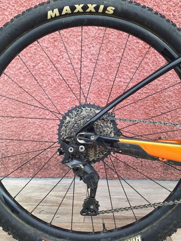 Used Giant Xtc Shimano Deore XT 2019 Mountainbike, Orange — image 4 of 16