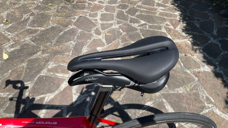 Used Trek Émonda SLR 7 Disc 2019 2019 Road & Gravel — image 6 of 8