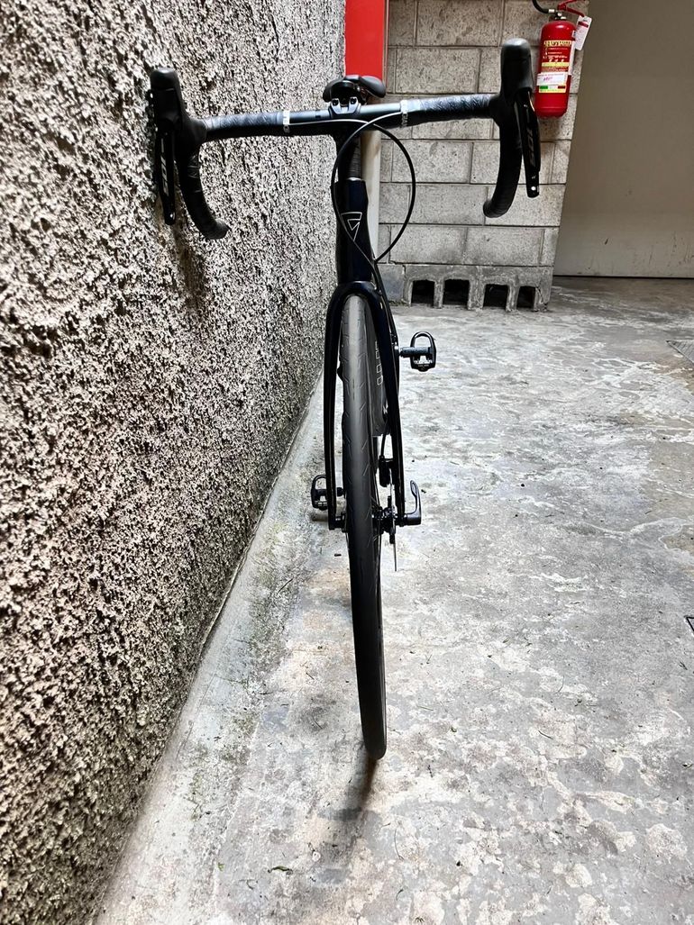 Used Giant TCR Advanced Disc 1 Pro Compact 2024 2024 Road & Gravel — image 2 of 6