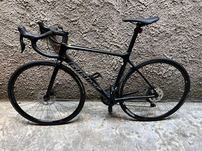 Used Giant TCR Advanced Disc 1 Pro Compact 2024 2024 Road & Gravel — image 1 of 6