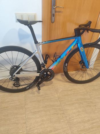 Used Scott Addict RC Shimano Dura Ace Di2 2021 Road & Gravel, Blue — image 5 of 9