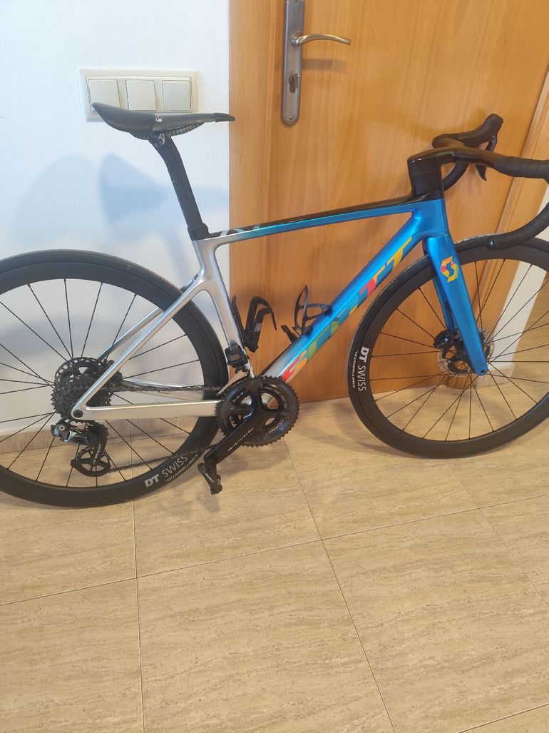 Used Scott Addict RC Shimano Dura Ace Di2 2021 Road & Gravel, Blue — image 5 of 9