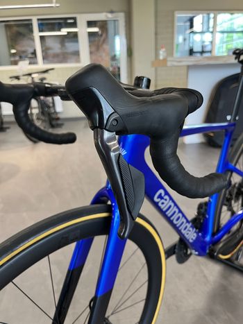 Used Cannondale SuperSix EVO Crb 2 Sonic Blue 2024-2025 2024 Road & Gravel — image 11 of 11