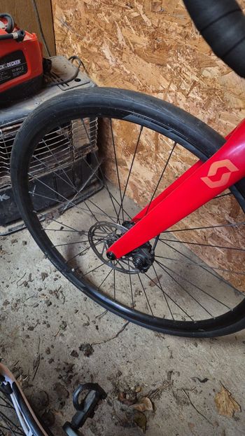 Used Scott Addict Shimano Tiagra 2021 Road & Gravel — image 2 of 9