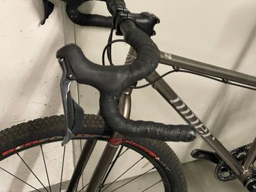 Gebrauchtes Niner Sir Shimano Deore XT 2022 Road & Gravel, Hellgrau — Bild 16 von 17