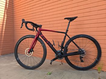 Used Look 785 Huez Interference Red Mat Glossy 2024 2024 Road & Gravel, Red — image 2 of 3