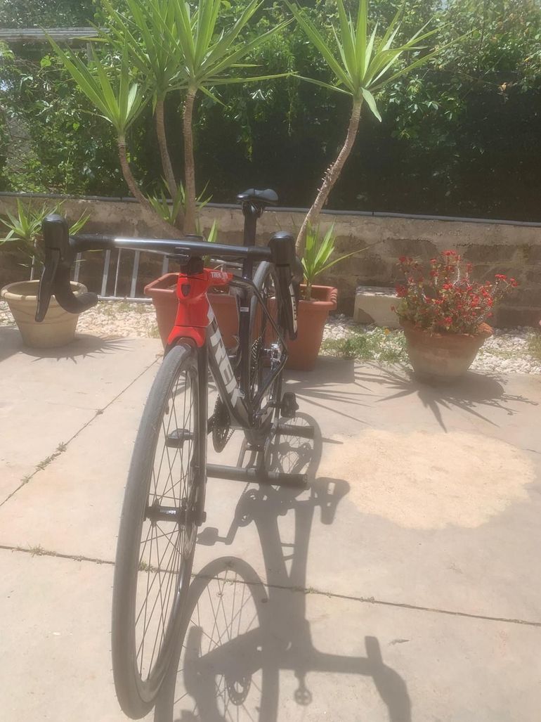 Used Trek Émonda SLR 9 2023 2023 Road & Gravel — image 8 of 10