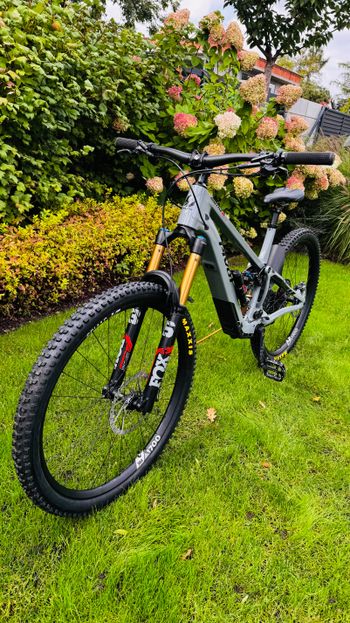 Used Pivot SHUTTLE SL Pro X0 Eagle Transmission 2024 2024 Mountainbike — image 7 of 8