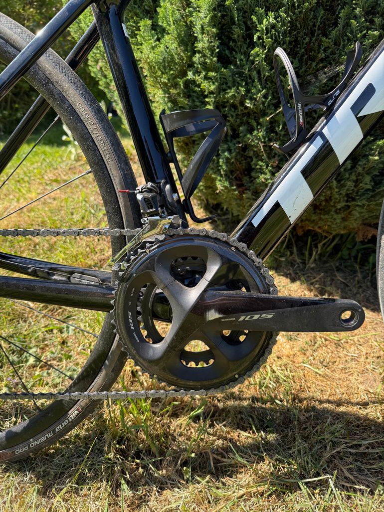 Used Trek Émonda SL 5 Disc 2021 2021 Road & Gravel — image 1 of 3