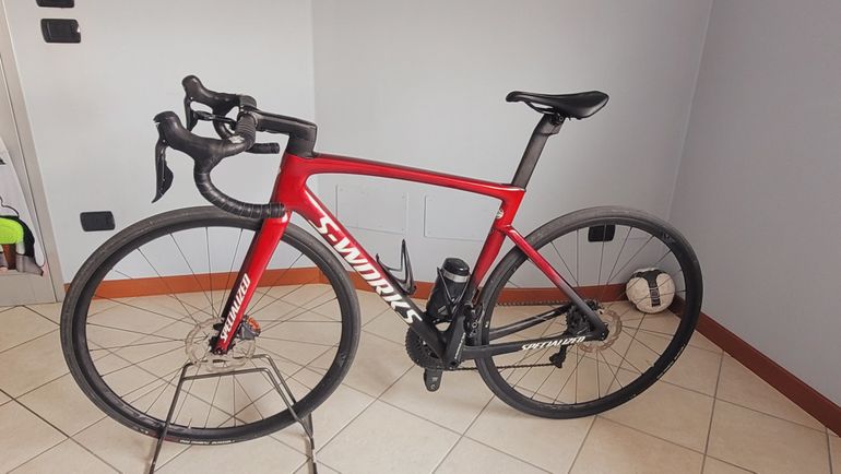 Used Specialized Tarmac SL7 Pro - Ultegra Di2 2023 2023 Road & Gravel, Red — image 1 of 3
