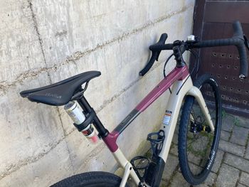 Used Cannondale Topstone Carbon 3 2024 2024 Road & Gravel, Light Gray — image 2 of 5