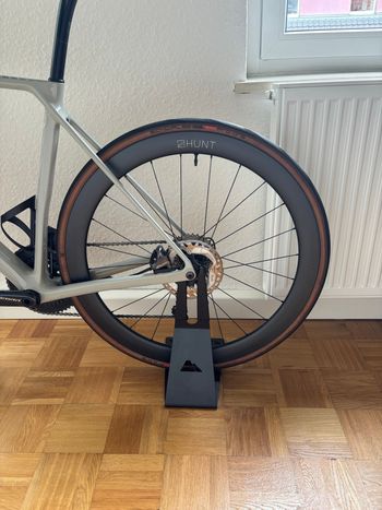 Used Canyon Endurace CF SL 8 2024 2024 Road & Gravel — image 2 of 13