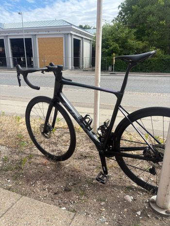Used Giant Defy Advanced Pro 0 2024 2024 Road & Gravel, Black — image 2 of 7