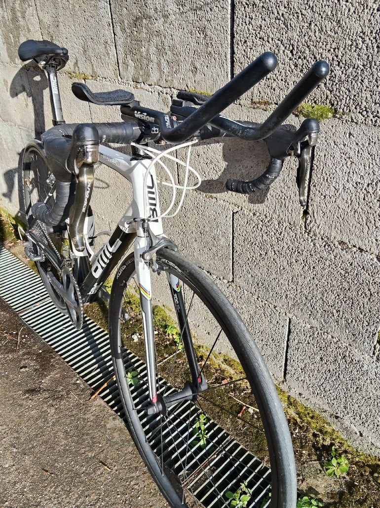 Used Look Look Custom Shimano Dura Ace 2016 Road & Gravel, White — image 2 of 3